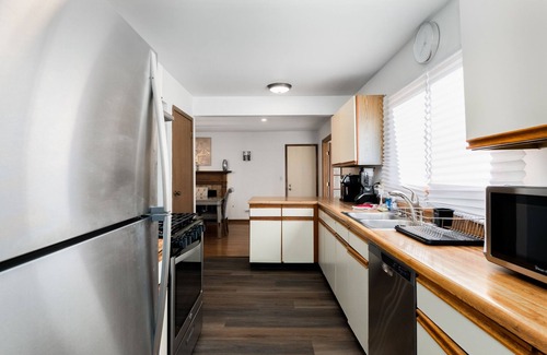 Fox Valley House | Naperville Rental- Knoll Dr