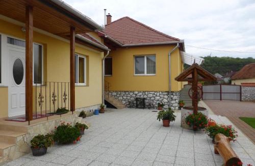 Egerszalok Apartment | Napfény Apartman és Vendégház