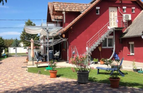 Balatonoszod Apartment | Napfény Ház Sonnenschein Haus