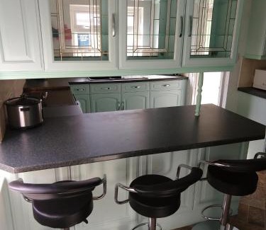 Stainburn House | Napier Town House - Self Catering - Guesthouse Style - Twin and Double Rooms