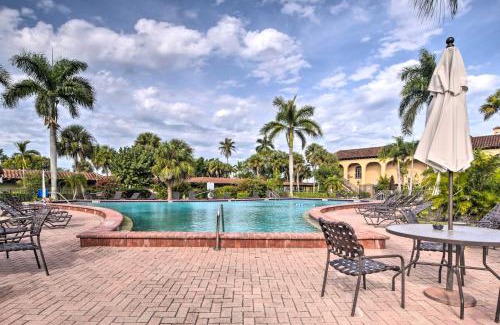 Naples Apartment | Naples Getaway with Fire Pit and Grill!