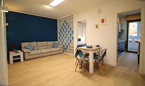 Naples Apartment | Naples Stay Inn - close to metro & all connections