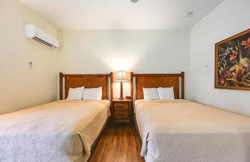 Naples Apartment | Naples Vacation Rental Close to Parks and Beaches!