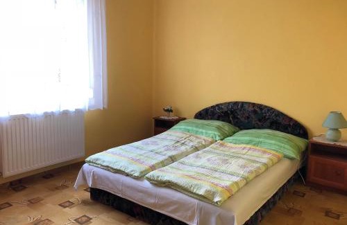 Kehidakustany House | Napsugár Vendégház