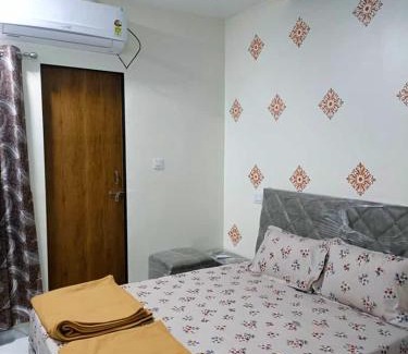 Rajpipla House | Naramada Homestay Rooms