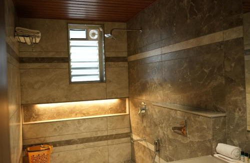 Tuljapur Hotel | Narayani Executive