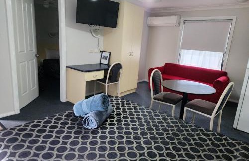 Narrabri Hotel | Narrabri Motel and Caravan Park