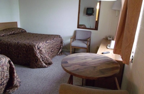 Antonito Hotel | Narrow Gauge Railroad Inn