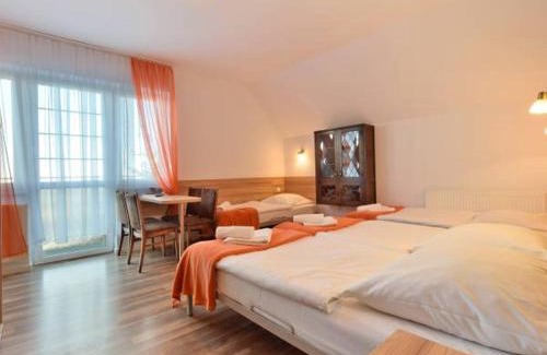 Zieleniec Bed & Breakfast | Nartorama HotRest
