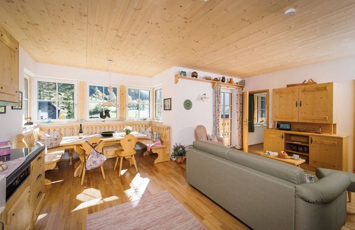 Grundlsee Cottage | Narzissendorf Zloam