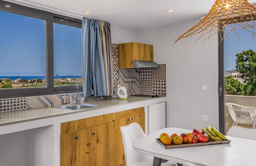 Malia House | Natali Apartments