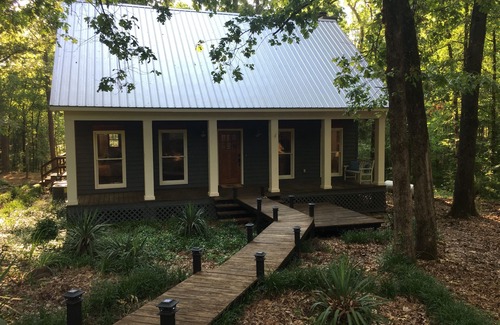 Canton Cabin | Natchez Trace Cabin Retreat on 5 acres