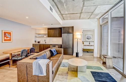 Rainey Street Historic District Condo | Natiivo