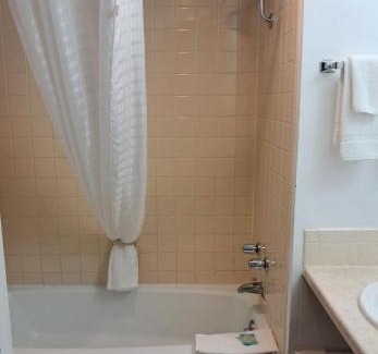 Casper Hotel | National 9 Inn Showboat