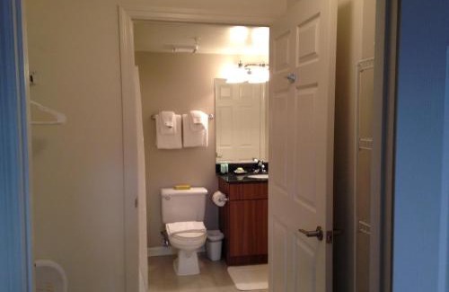 Radnor - Fort Myer Heights Apartment | National at Courthouse