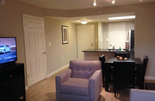 Radnor - Fort Myer Heights Apartment | National at Courthouse
