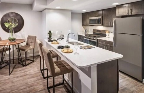 Court House Apartment | National at Courthouse Towers