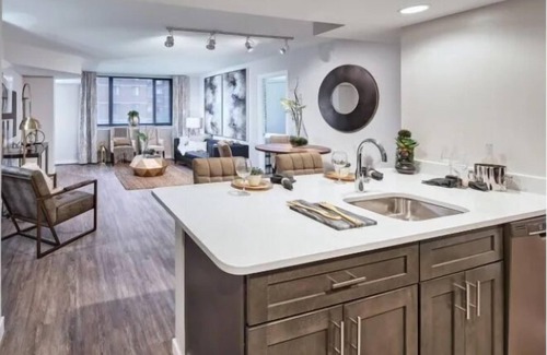 Court House Apartment | National at Courthouse Towers