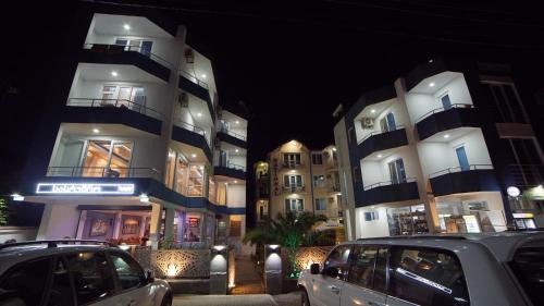 Magnetiti Hotel | National+