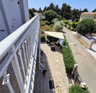 Antipata Apartment | Natura Studios