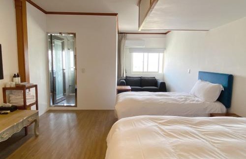 Jiaoxi House | Natural Essence of Hot Spring