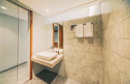 Renon House | Natural Guesthouse Best Colving 12minutes to Matahari Terbit Sanur Beach