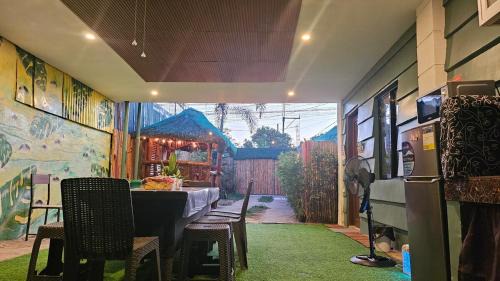 Dasmarinas House | Natural Haven with Netflix Kubo Videoke & Alfresco Dining