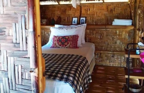 Ban Samphao House | Natural High Beach Cafe & Homestay