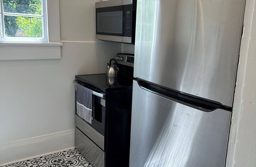 Mid-City Apartment | Natural Historic New Orleans Home - 7 Mins to FQ