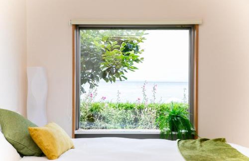Awaji Villa | Natural Ocean in Nojimaesaki
