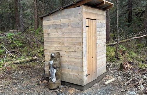 Bear Creek RV Rental | Natural scenic campground in Seward