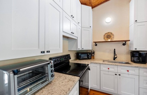 Cedar Key House | Nature at it's best with the room to explore it