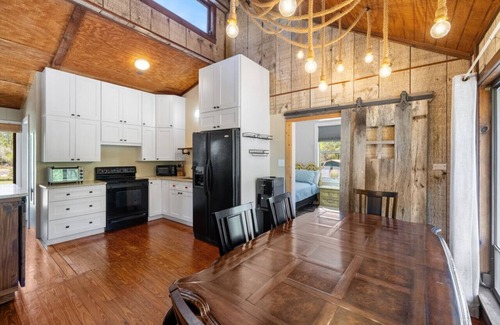 Cedar Key House | Nature at it's best with the room to explore it