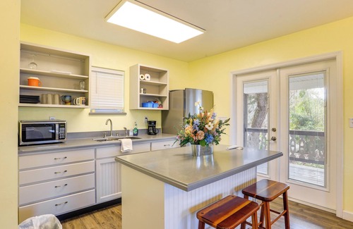 Williston Apartment | Nature Coast Hideaway w/Deck on 5 Acres