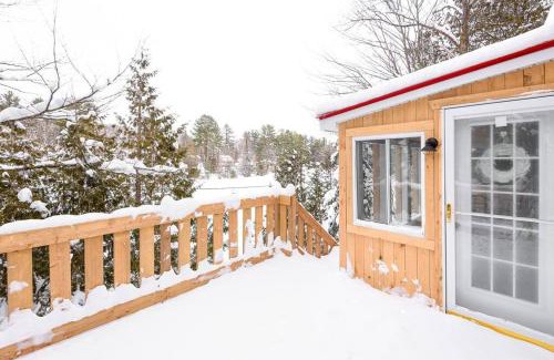 Saint-Calixte Apartment | Nature et tranquilité à une heure de Montréal, vue sur le lac