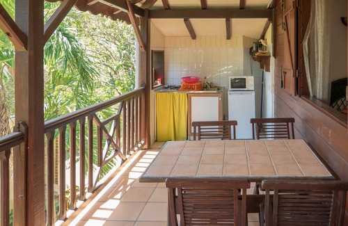 Pointe-Noire House | Nature, feet in the water