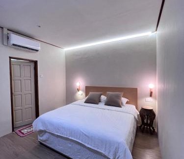 George Town House | Nature Fruit Farm - Private Estate