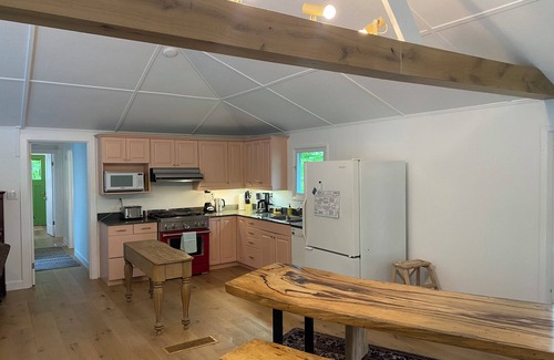Frontenac Cottage | Nature Lover's Waterfront Retreat Near Kingston