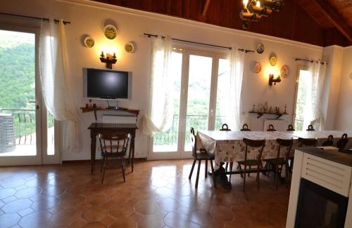Costa House | Nature Retreat in Testico