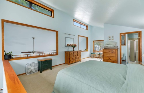 Brinnon House | Nature's Paradise Hood Canal 4 b/r sleeps 6 Waterfront Home w/NatGeo Views