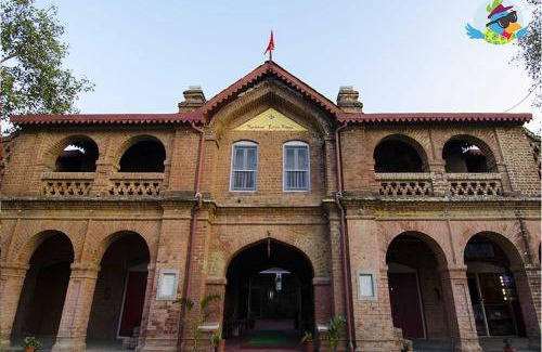 Dera Gopipur Hotel | Naurang Yatri Niwas