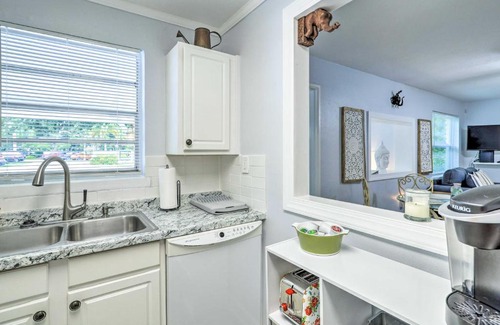 Merritt Island House | Nautical Home Grills, 2 Mi to Cocoa Village!