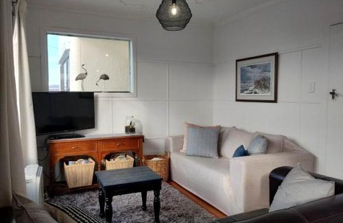 Bluff Apartment | Nautical Nest