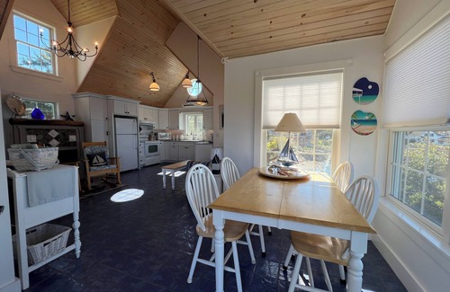 Bailey Island Cottage | Nautical themed Oceanfront Cottage located at the Mouth of picturesque Mackerel Cove!