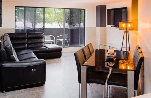 Newcastle Apartment | Nautilos On The Harbour