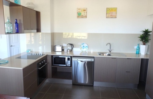 Mission Beach Hotel | Nautilus Apartments
