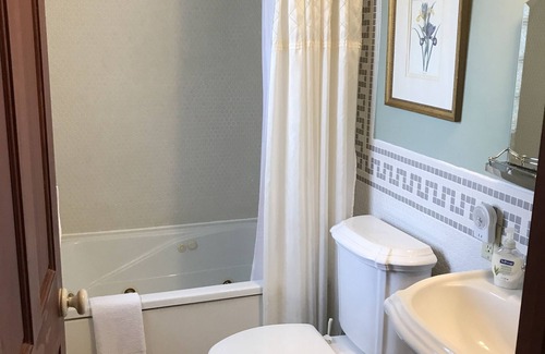 Nauvoo Bed & Breakfast | Nauvoo Grand Bed & Breakfast