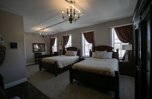 Nauvoo Hotel | Nauvoo Temple House Hotel