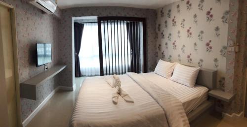 Rangsit Hotel | Nava Grand