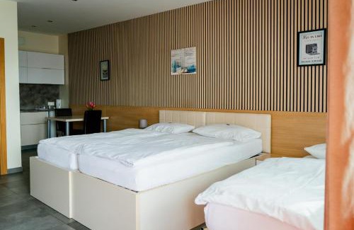 Wiener Neustadt Apartment | Nava Motel & Storage